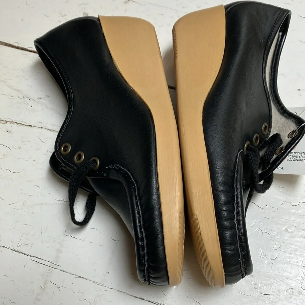 Comfort Club Vintage Style Black Woman’s Sz 6 Made in USA Lace up Shoes NWT